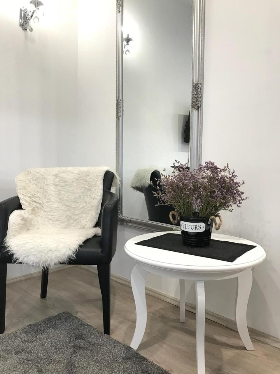 Stan Na Dan Angel Lejlighed Novi Sad Eksteriør billede