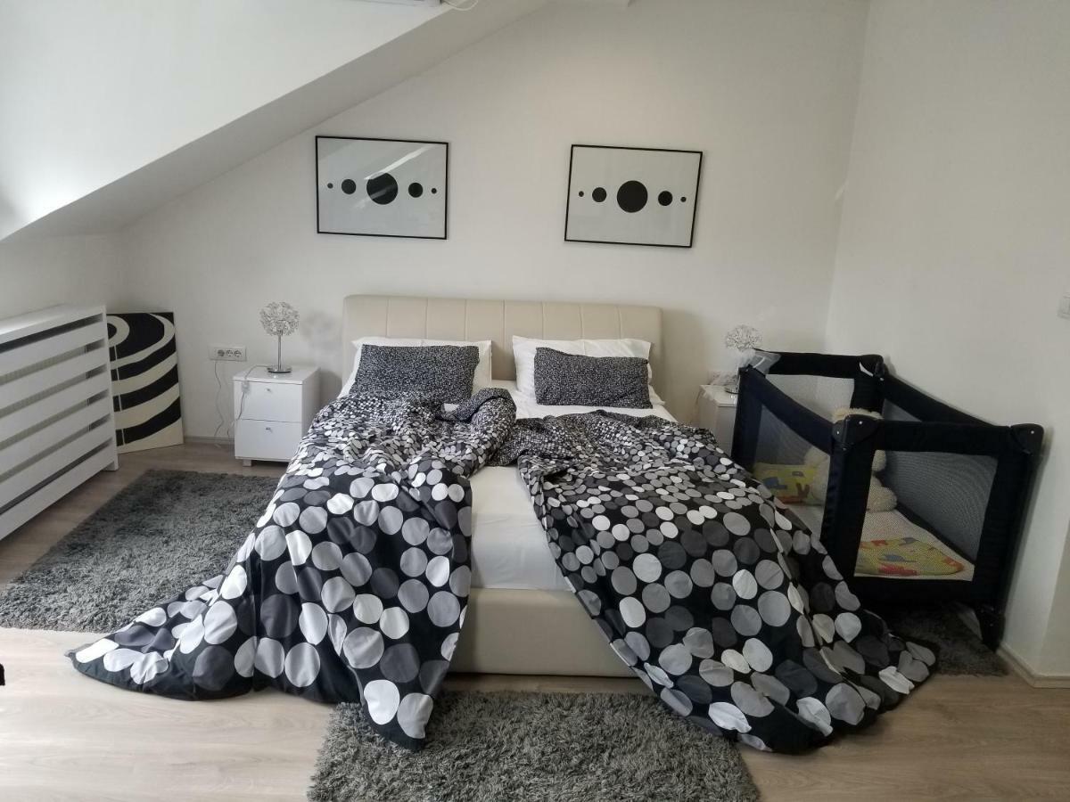 Stan Na Dan Angel Lejlighed Novi Sad Eksteriør billede